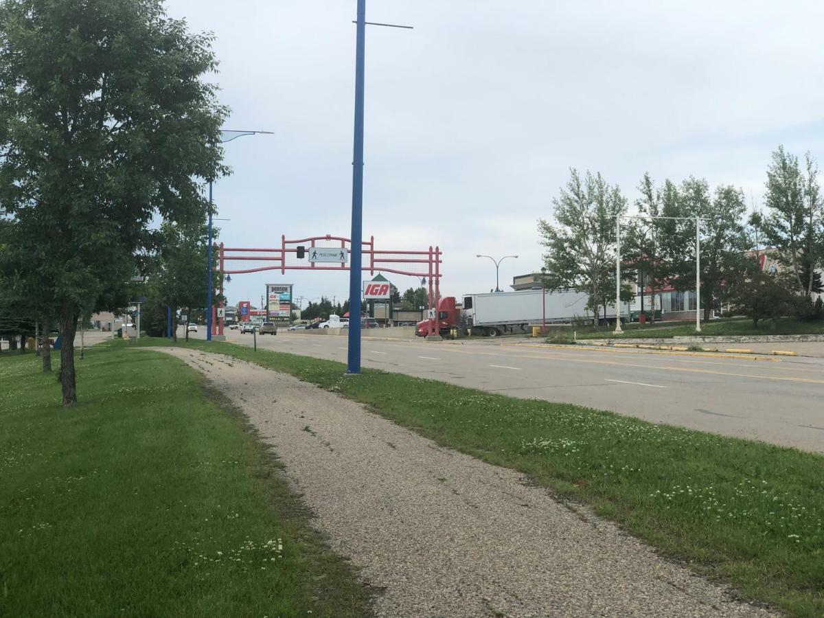 Westwind Motor Inn Drayton Valley Экстерьер фото
