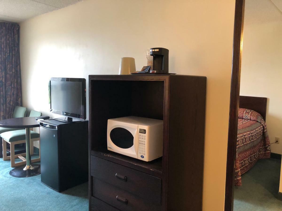Westwind Motor Inn Drayton Valley Экстерьер фото
